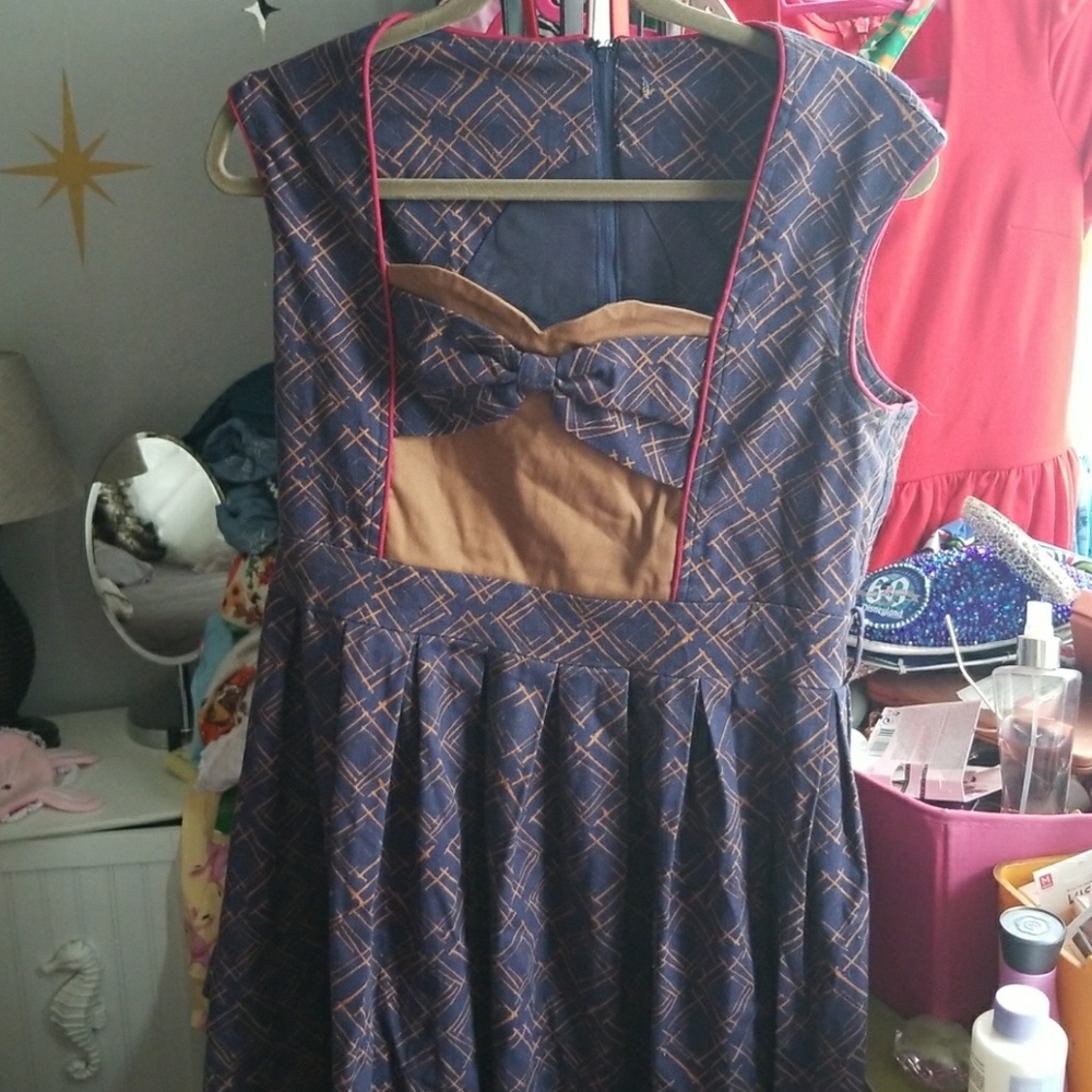 Retro dress